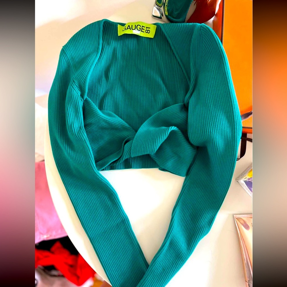 Gauge 81 crop top cardigan